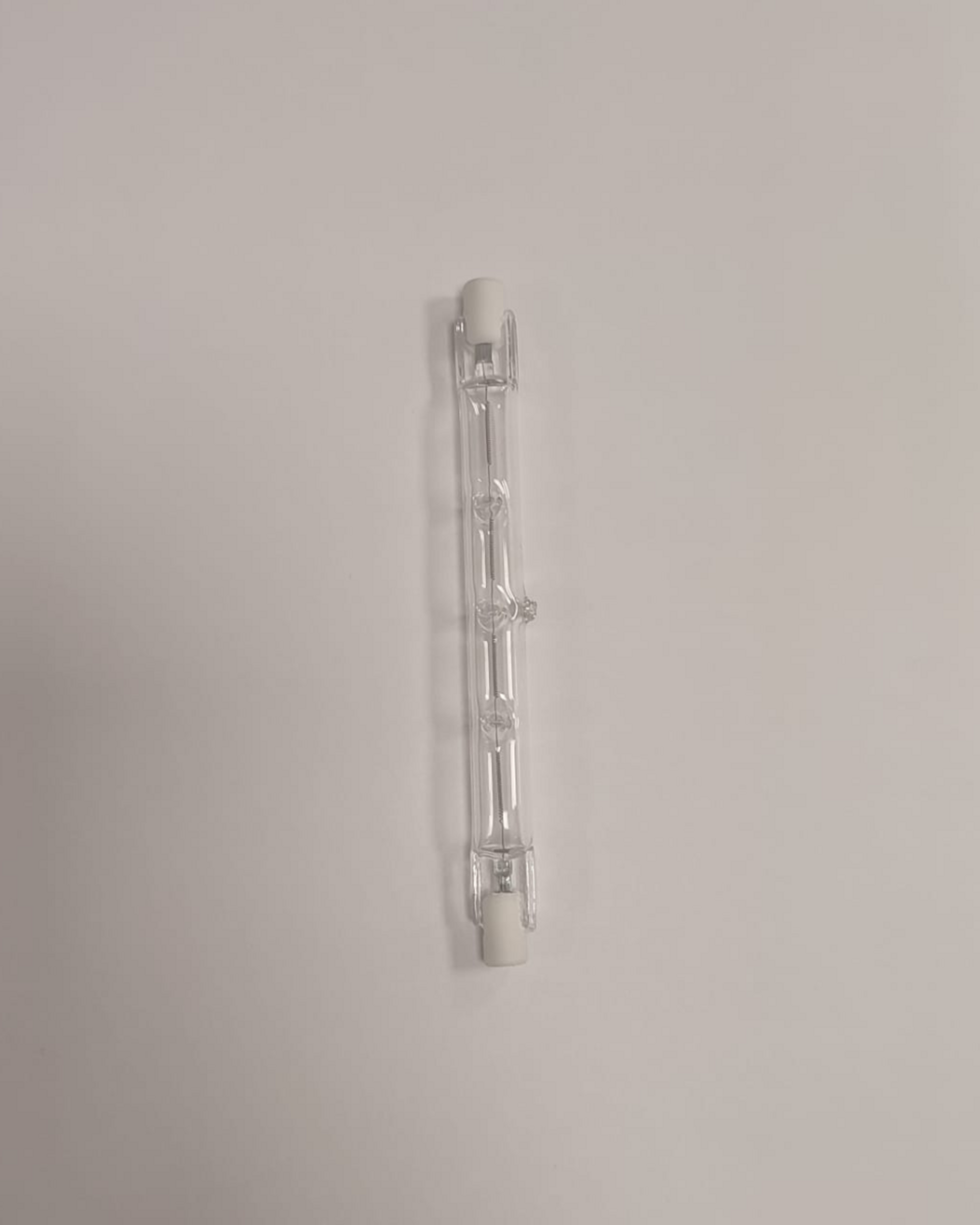 Lámpara halógena tubular Distform R7S-15 240W (código: CEL00071) - 2